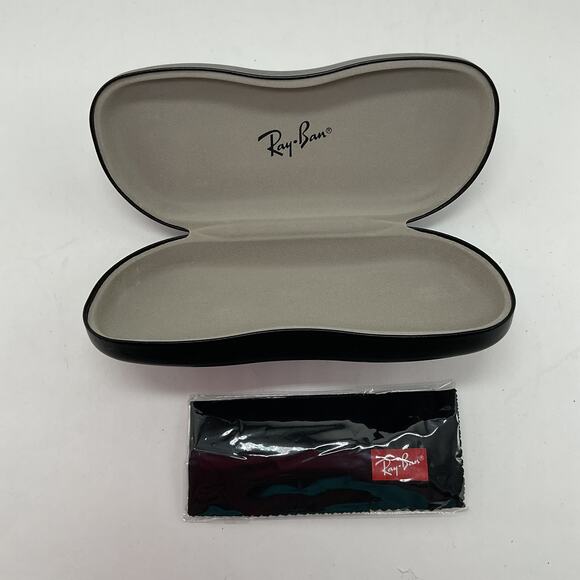 Rayban Hard Glasses Case Clamshell Closure Black Embossed with cleaning cloth - Picture 5 of 6